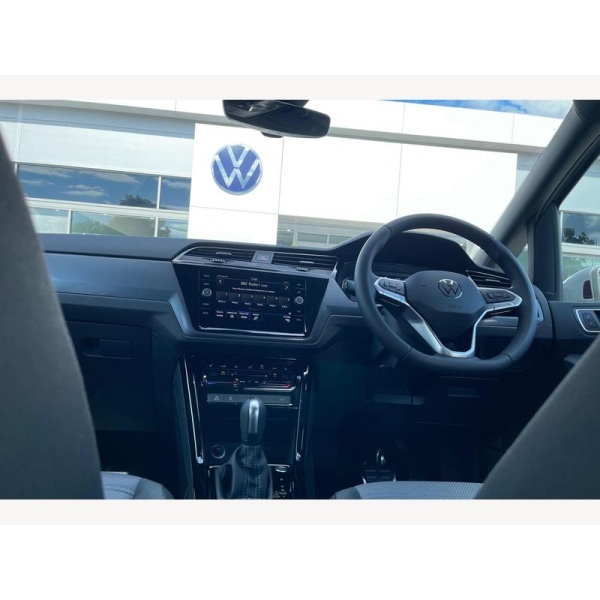 Volkswagen Touran - 1.5 TSI EVO R-Line DSG Euro 6 (s/s) 5dr