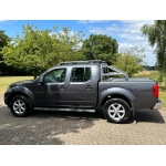 Nissan Navara - 2.5 dCi Tekna Auto 4WD Euro 5 4dr