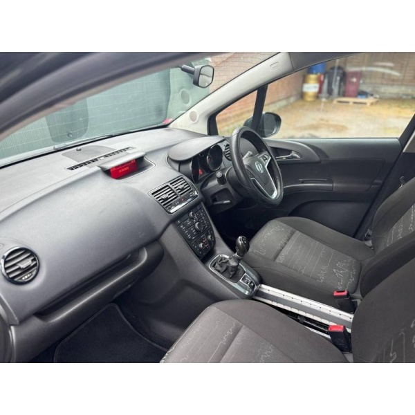 Vauxhall Meriva - 5dr