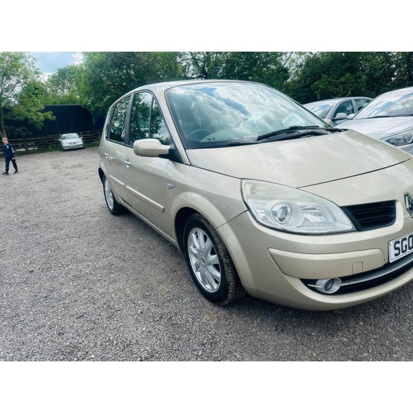Renault Scenic - 1.6 VVT Dynamique 5dr