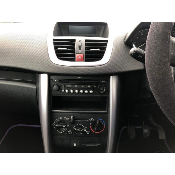 Peugeot 207 CC - 1.6 16v Sport 2dr