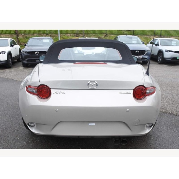 Mazda MX-5 - Roadster 1.5 132ps Exclusive-Line / Black Leather 2dr