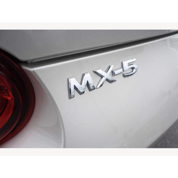 Mazda MX-5 - Roadster 1.5 132ps Exclusive-Line / Black Leather 2dr