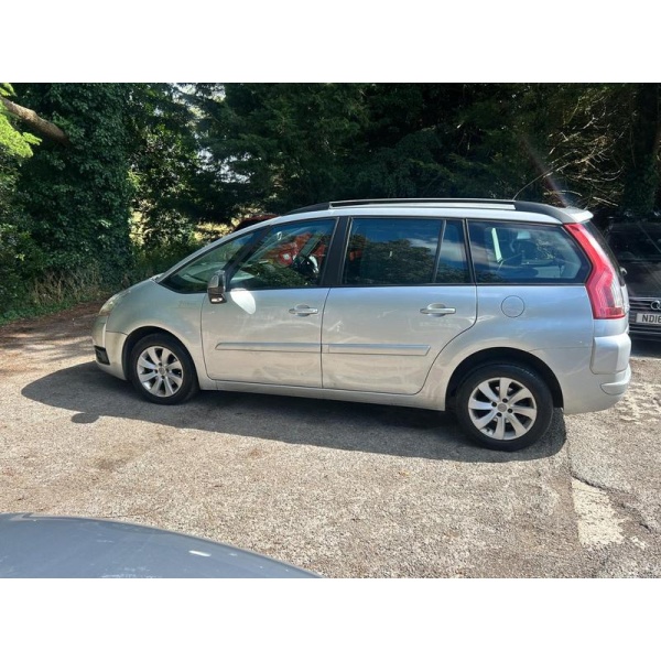 Citroen Grand C4 Picasso - 1.6 HDi DPF VTR+ MPV 5dr Diesel EGS6 Euro 4 (110 ps)