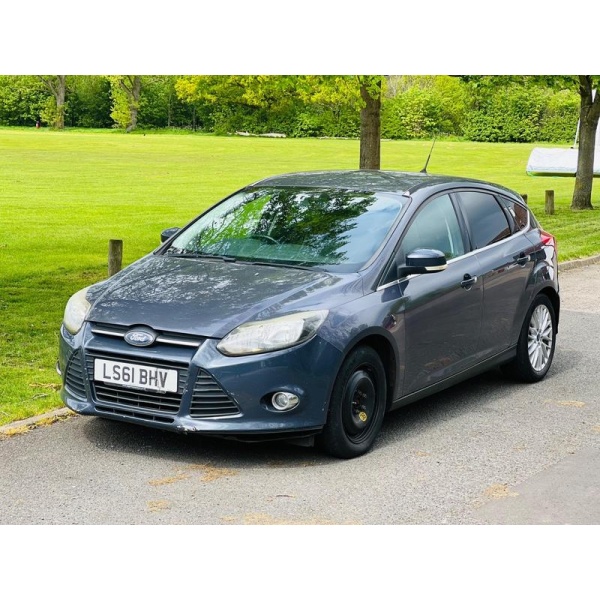 Ford Focus - 1.6 Zetec Euro 5 5dr
