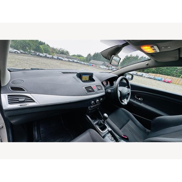 Renault Megane - 1.6 16V Dynamique TomTom Euro 5 3dr