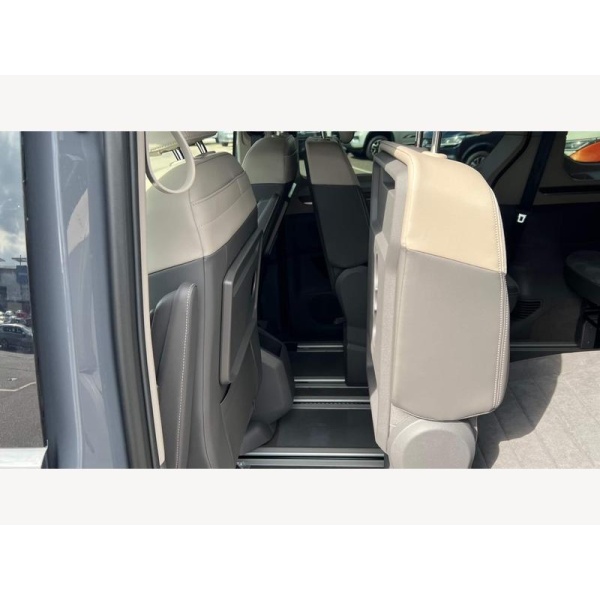 Volkswagen Multivan - 1.4 TSI 13kWh Style DSG L2 Euro 6 (s/s) 5dr