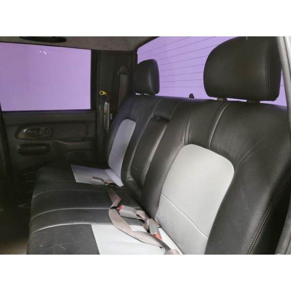 Mitsubishi L200 - 3.0 Triton 4dr