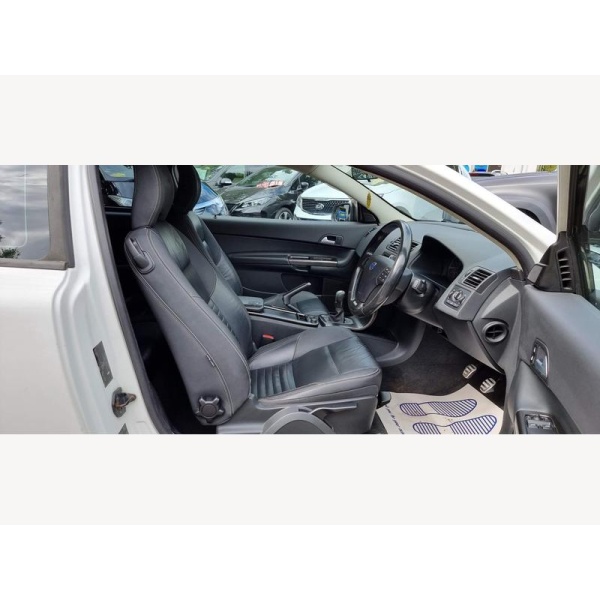 Volvo C30 - 1.6 D2 R-Design Sports Coupe Euro 5 3dr