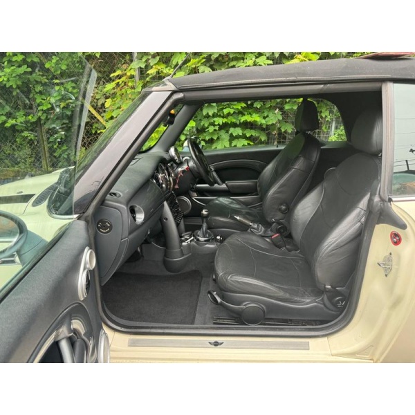 MINI Convertible - 1.6 Cooper S Convertible 2dr Petrol Manual Euro 4 (163 bhp)