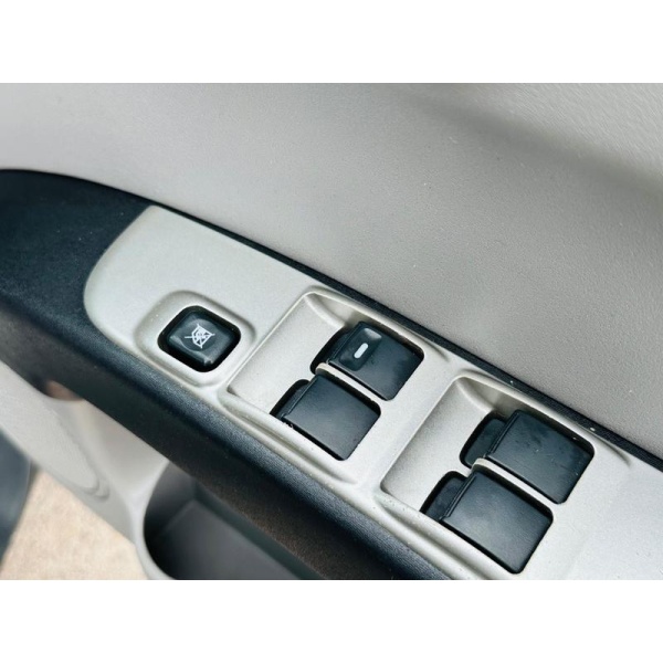 Mitsubishi L200 - 2.5 DI-D Barbarian 4WD Euro 5 4dr (LB)