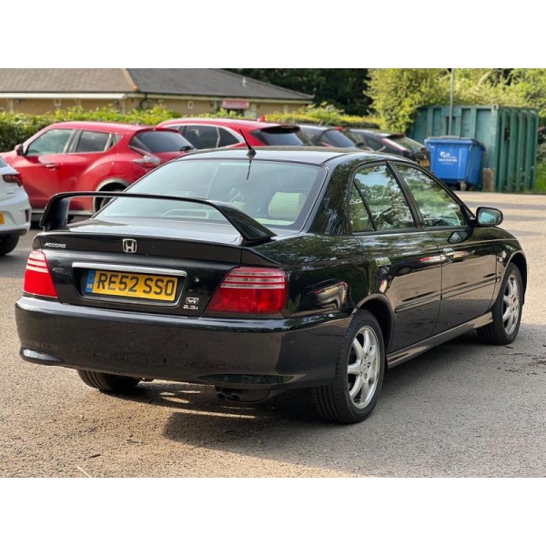 Honda Accord - 2.3i Type V 4dr