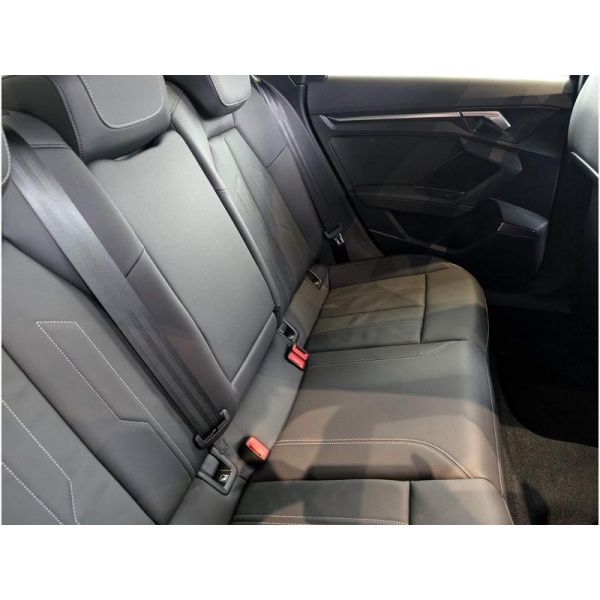 Audi A3 Saloon - AUDI A3 Saloon Black Edition 35 TFSI 150 PS S tronic 4dr