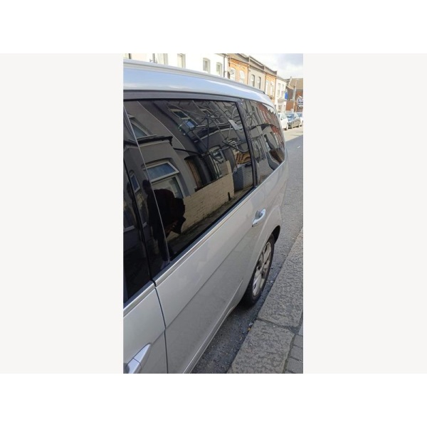 Ford Galaxy - 2.0T EcoBoost Titanium MPV 5dr Petrol Powershift Euro 5 (203 ps)