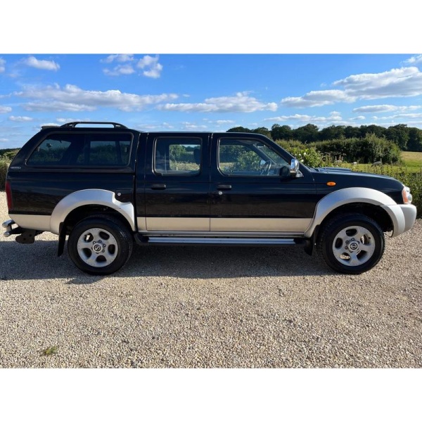 Nissan Navara - 2.5 Di Sport Pickup 4dr Diesel Manual (133 bhp)