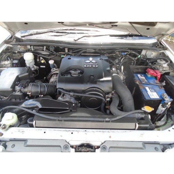 Mitsubishi L200 - 2.5 DI-D Warrior 4WD Euro 5 4dr (LB)