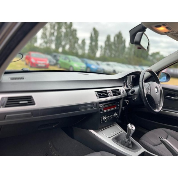 BMW 3 Series - 2.0 320i SE Euro 4 4dr