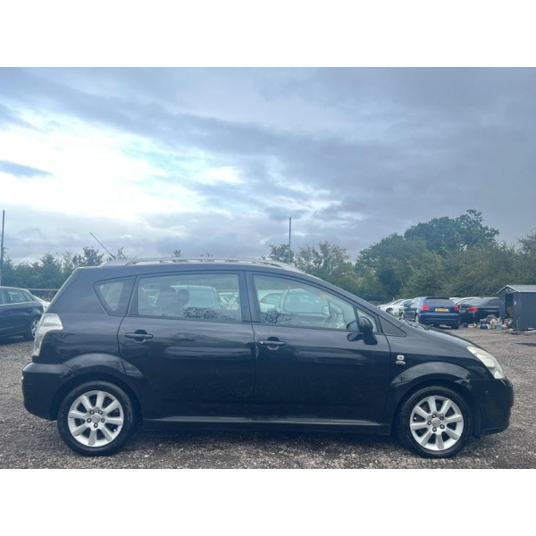 Toyota Corolla Verso - 2.0 D-4D T Spirit 5dr