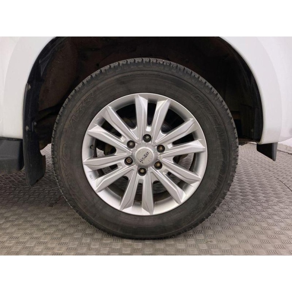 Isuzu D-max - YUKON DCB 1.9