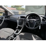 Vauxhall Astra - 1.7 CDTi ecoFLEX Exclusiv Sports Tourer 5dr Diesel Manual Euro 5 (110 ps)