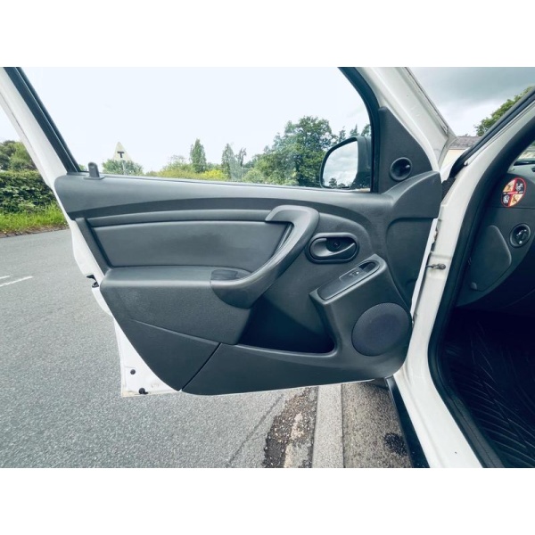 Dacia Duster - 1.6 Access Euro 5 5dr