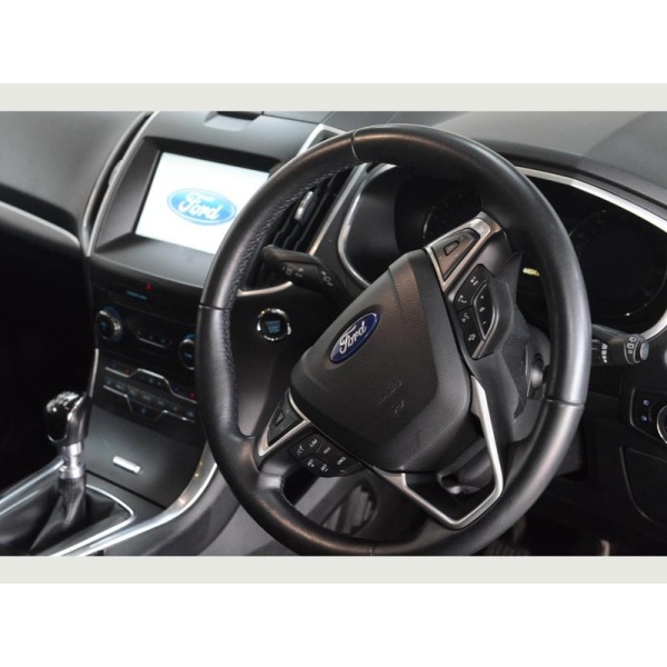 Ford S-max - TITANIUM TDCI 1.5 5dr