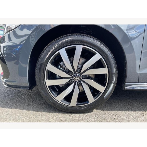 Volkswagen Touran - 1.5 TSI EVO R-Line DSG Euro 6 (s/s) 5dr