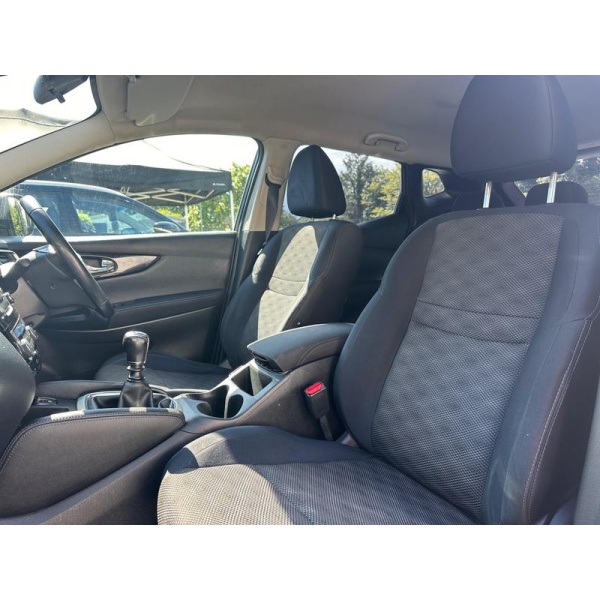 Nissan Qashqai - 1.2 DIG-T Acenta 2WD Euro 5 (s/s) 5dr