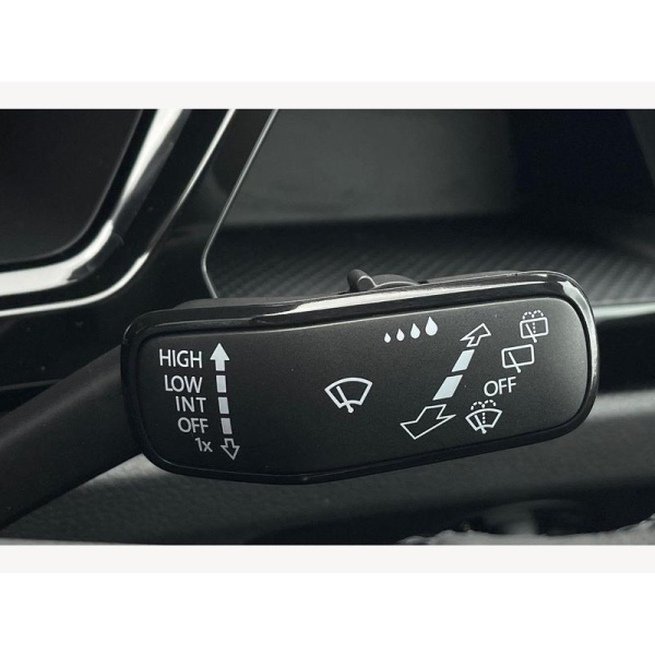 Volkswagen Touran - 1.5 TSI EVO SEL DSG Euro 6 (s/s) 5dr