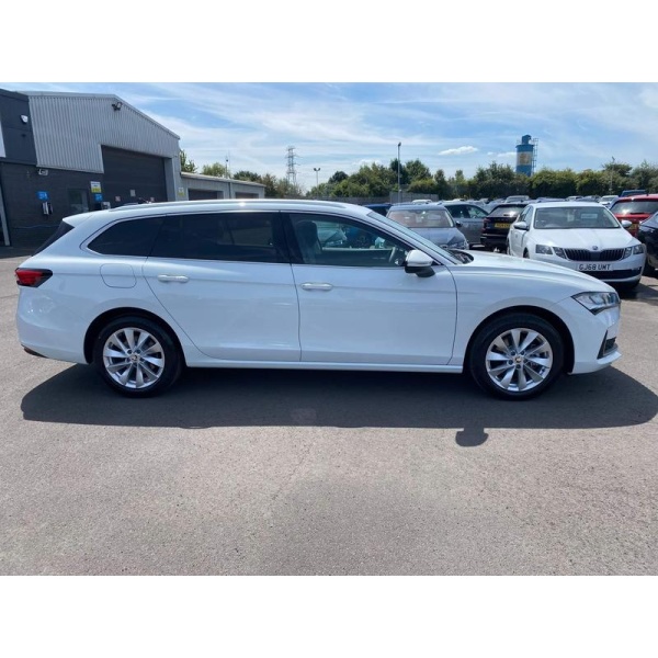 SKODA Superb - 1.5 TSI e-TEC MHEV SE Technology DSG Euro 6 (s/s) 5dr