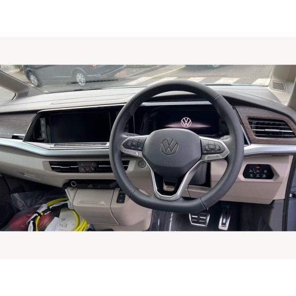 Volkswagen Multivan - 1.4 TSI 13kWh Style DSG L2 Euro 6 (s/s) 5dr