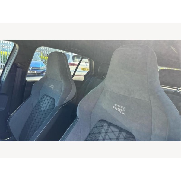 Volkswagen Golf - 1.5 eTSI MHEV R-Line DSG Euro 6 (s/s) 5dr