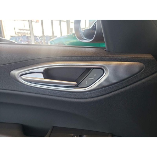 Alfa Romeo Giulia - 2.0 Turbo Petrol 280hp Veloce 4dr