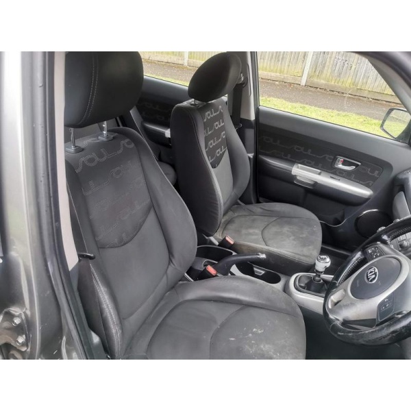 KIA Soul - 1.6 CRDi 2 SUV 5dr Diesel Manual Euro 5 (126 bhp)