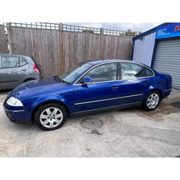 Volkswagen Passat - 1.9 TDI PD Sport 4dr