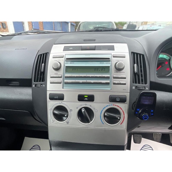 Toyota Corolla Verso - 1.6 VVT-i T2 5dr