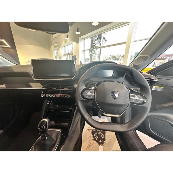Peugeot 208 - 1.2 PureTech Allure Euro 6 (s/s) 5dr