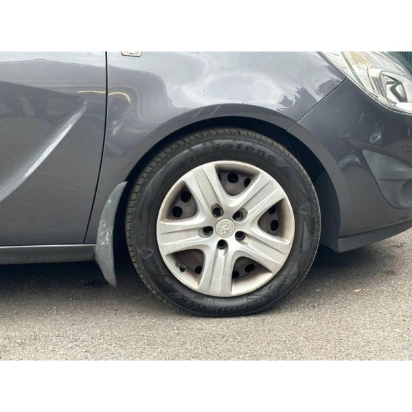 Vauxhall Meriva - 5dr