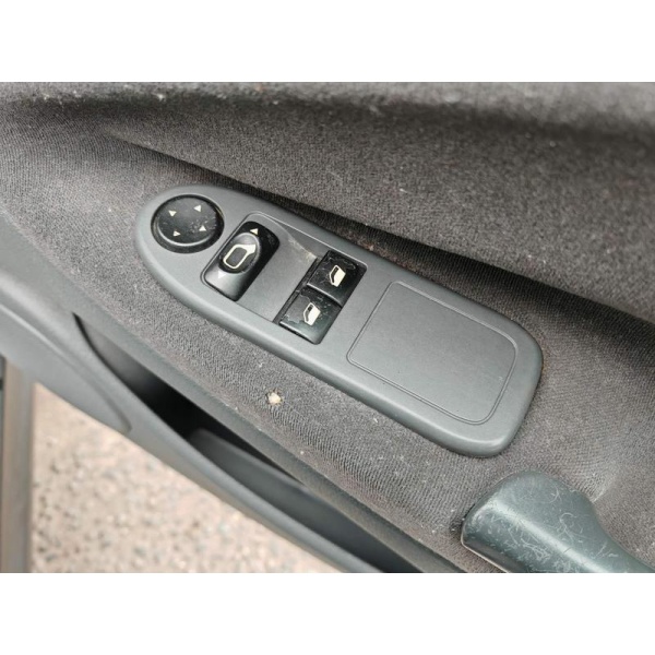 Citroen C5 - 2.0 HDi LX 5dr