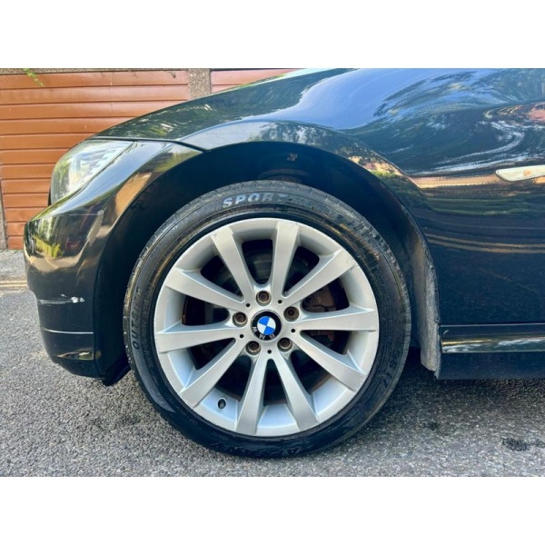 BMW 3 Series - 2.0 318i SE Steptronic Euro 5 4dr