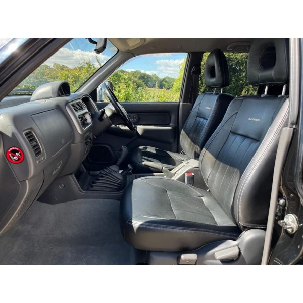 Mitsubishi L200 - 2.5 TD Warrior Pickup 4dr Diesel Manual (113 bhp)