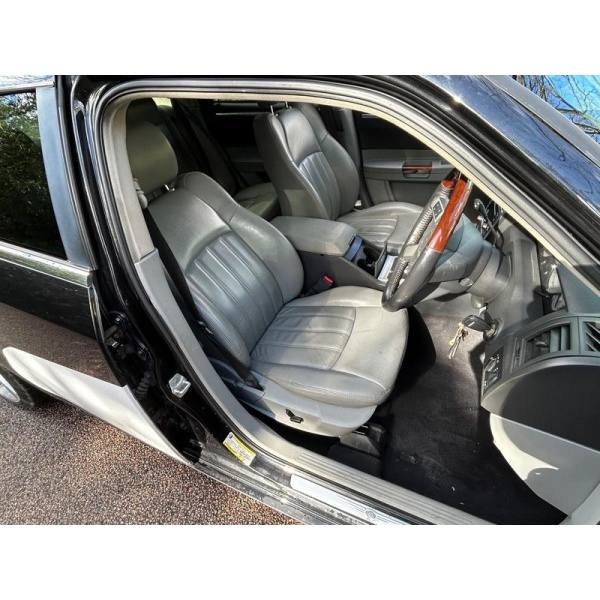 Chrysler 300C - 3.0 CRD V6 4dr