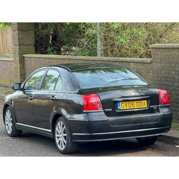 Toyota Avensis - 2.0L T SPIRIT VVT-I 4d 145 BHP