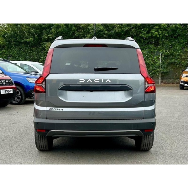 Dacia Jogger - Expression TCe 110 MY24 1.0 5dr