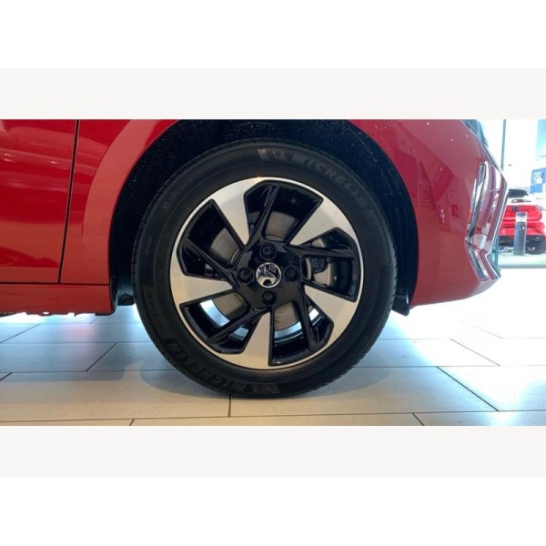 Vauxhall Corsa-e - 50kWh Design Hatchback 5dr Electric Auto (136 ps)