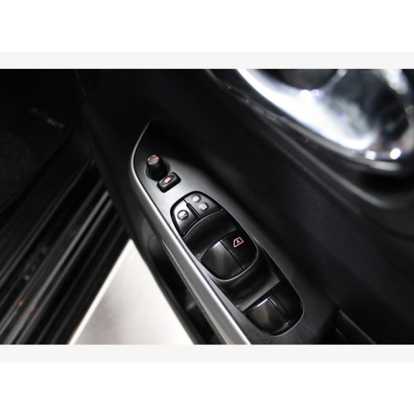 Nissan Navara - 2.3 dCi Tekna 4WD Euro 5 4dr