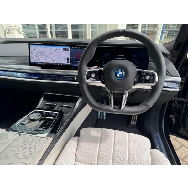 BMW i7 - M70e 105.7kWh Saloon 4dr Electric Auto xDrive (659 ps)