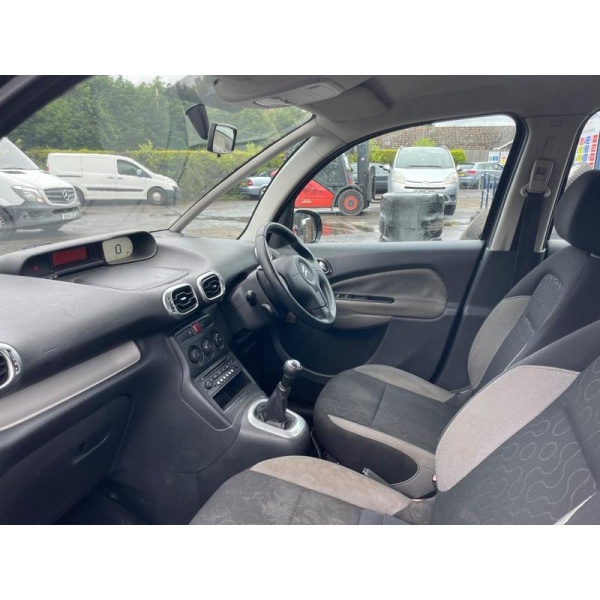 Citroen C3 Picasso - 1.6 HDi VTR+ Euro 5 5dr