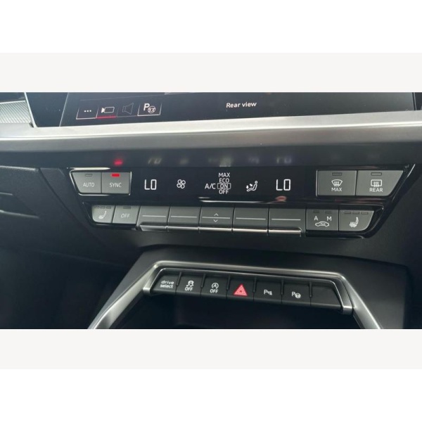Audi A3 - Audi Saloon Black Edition 35 TFSI 150 PS S tronic 1.5 4dr