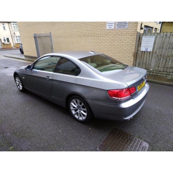 BMW 3 Series - 2.5 325i SE Coupe 2dr Petrol Steptronic Euro 4 (218 ps)